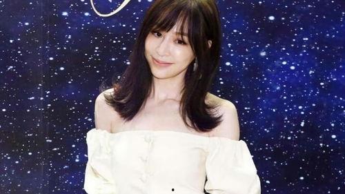 王心凌爆料图片最新,揭秘明星幕后生活点滴！”