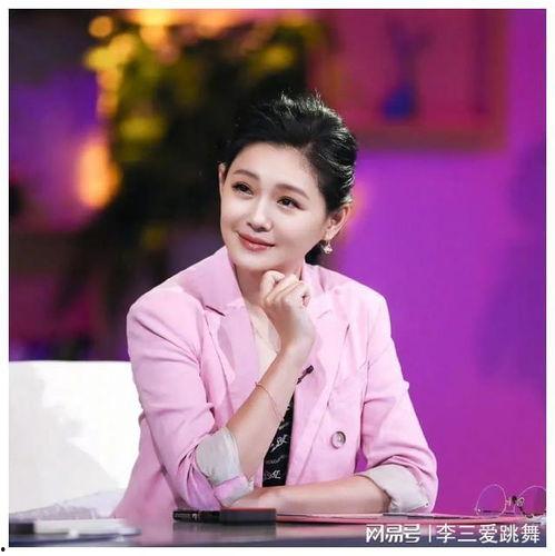 娱乐圈小八卦爆料,明星恋情曝光，幕后真相揭秘！