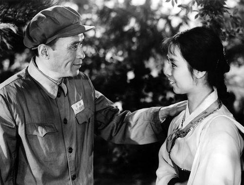 在线观看英雄儿女,激战烽火，青春无悔