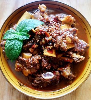 爆料牛排骨的做法视频,跟着视频学做香浓爆汁牛排骨