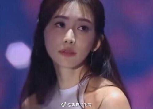 娱乐圈爆料配图网红是谁,网红身份曝光，竟是神秘配图主角！