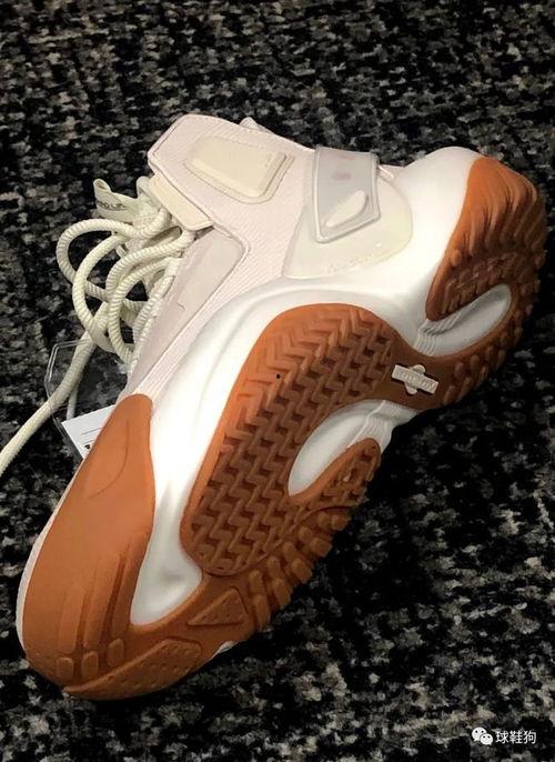 特步新球鞋爆料视频,揭秘爆料视频中的时尚科技与运动魅力
