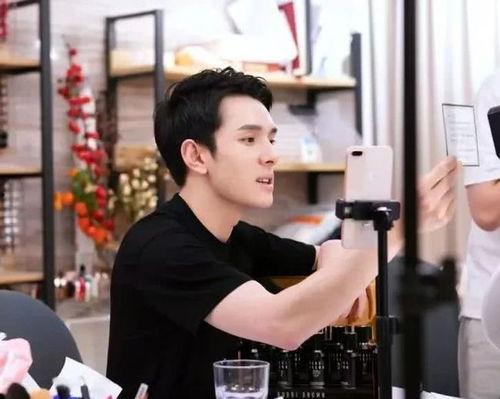 工作人员爆料李嘉琪视频,工作人员爆料背后的惊人真相